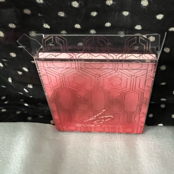 MAC Anime Ltd edition eyeshadow quad. Brand new in box. - Picture 5 of 8